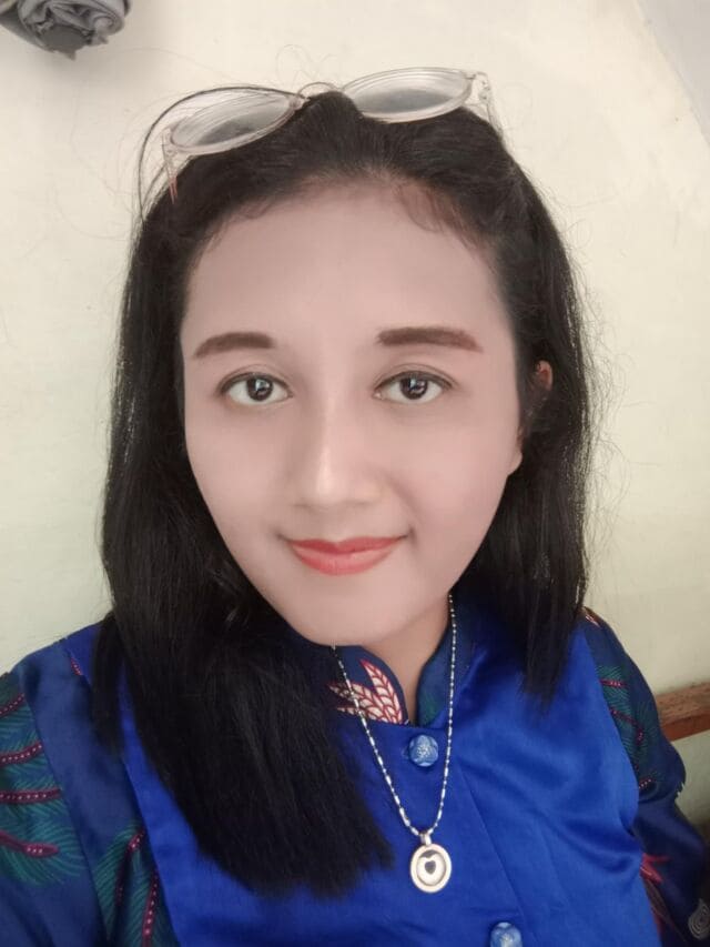 Original photo before Luxury Boutique Walk effect
